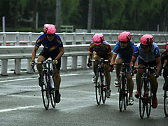 ツアーオブジャパンの風景(左から3人目が三浦彩夏選手)