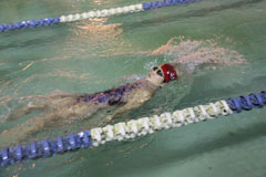 一般女子背泳ぎ50m100mで優勝した山口加奈選手