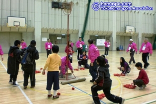 笑顔で運動会「玉入れ」