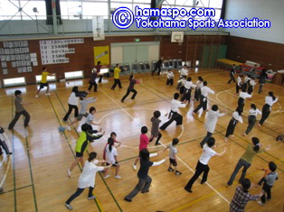 体をうまくコントロールして（太極拳）