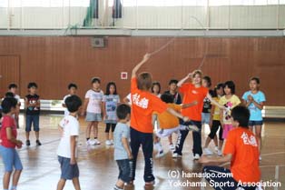 子どもたちも元気よくジャンプ！