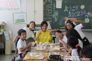 和泉小学校テニスキャラバン