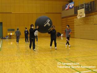 神奈川区さわやかスポーツ普及委員会　キンボール講習会