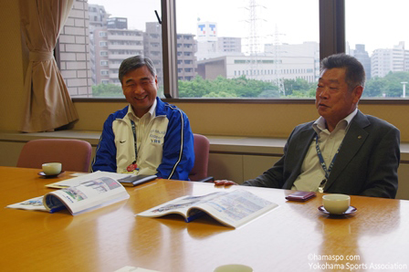 世界トライアスロンシリーズ横浜大会・チャリティ贈呈式