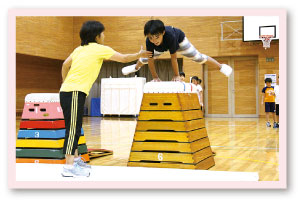 Junior challenge programs (1) & (2) at the Seya Sports Center