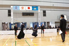 記念大会の風景。小学生の対戦です。